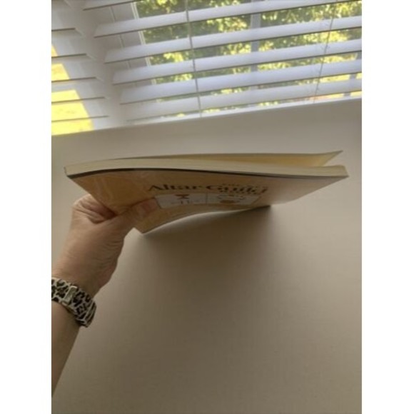 The New Altar Guild Book Large Print Edition by Betty Sturges and Barbara... - Picture 4 of 5